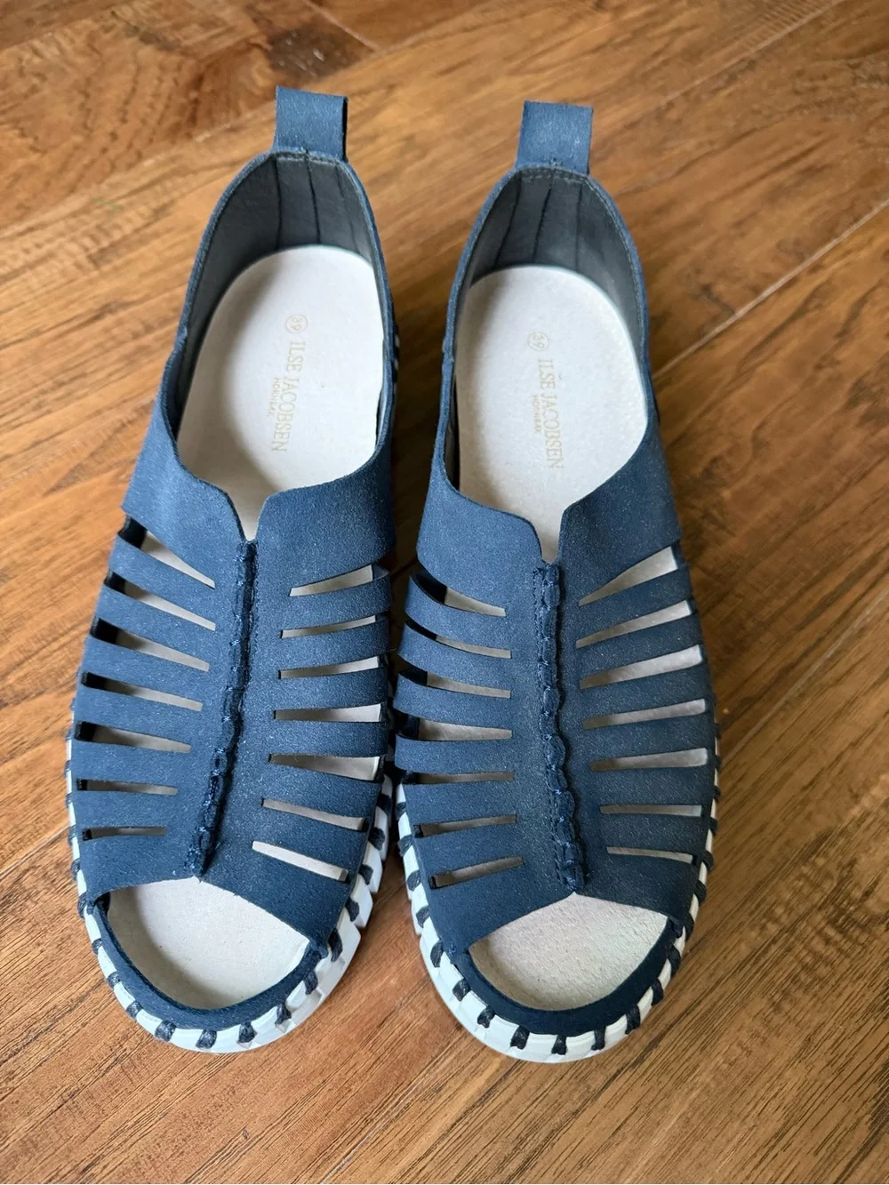 Ilse Jacobsen Navy Blue Cutout Slip-On Platform Shoes